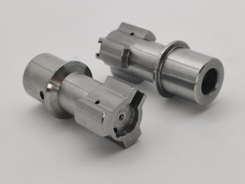 CNC bearbejdning uregelmæssigt formede forbindelsesdele